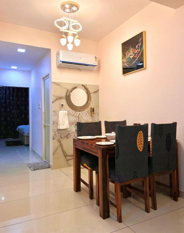 Airport Bliss Apartment+Balcony & Netflix + Prime Jaipur Bagian luar foto
