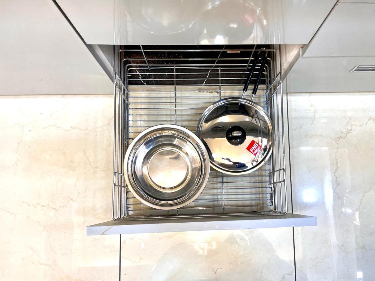 Airport Bliss Apartment+Balcony & Netflix + Prime Jaipur Bagian luar foto